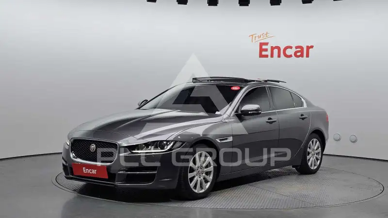2016 Jaguar XE