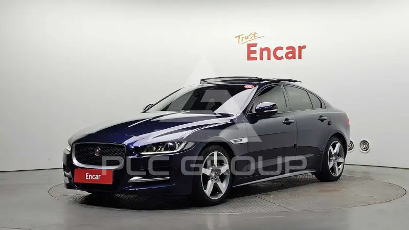 2016 Jaguar XE