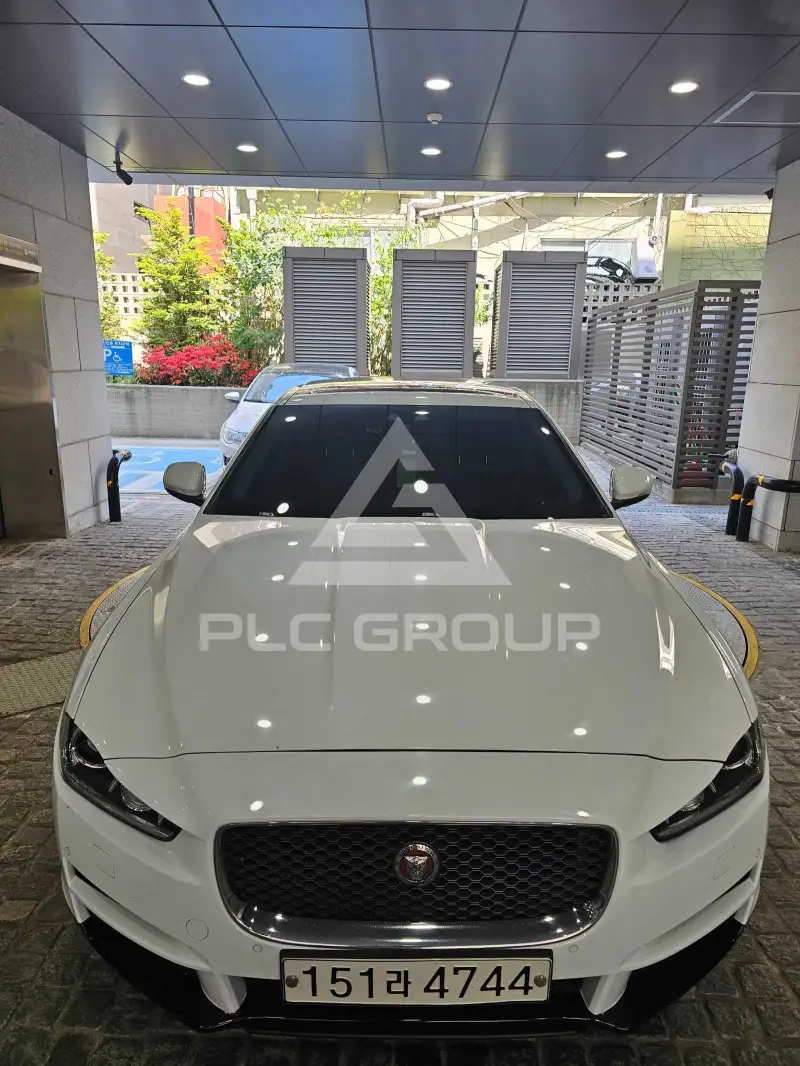 2016 Jaguar XE