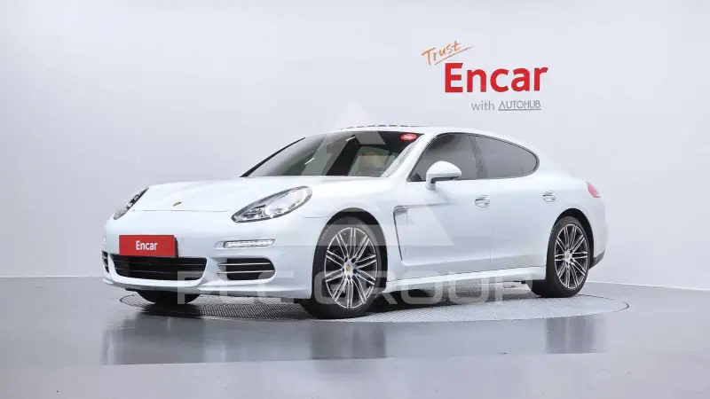 2016 Porsche Panamera
