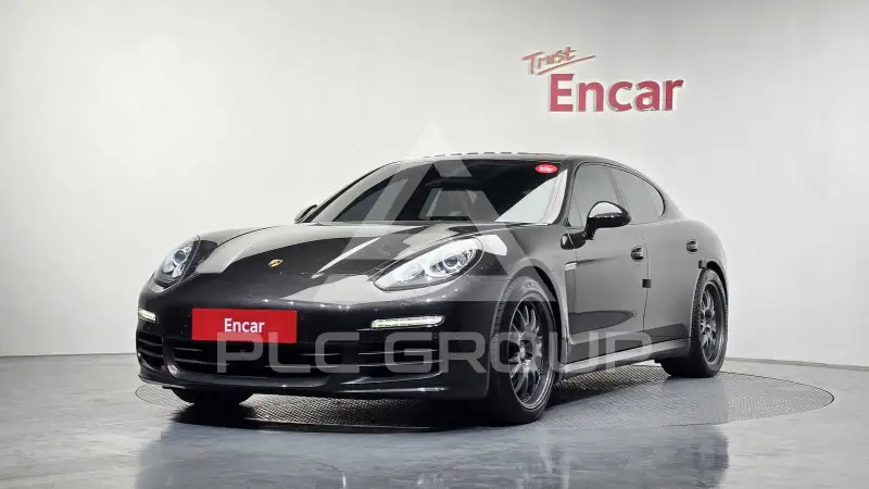 2016 Porsche Panamera