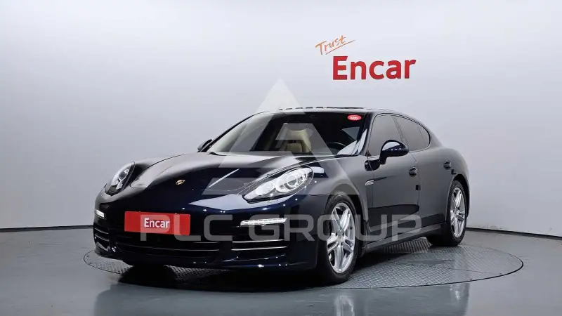 2016 Porsche Panamera