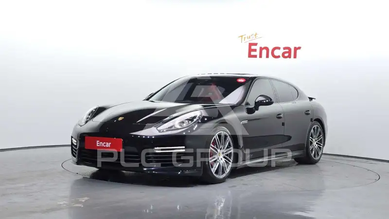 2016 Porsche Panamera
