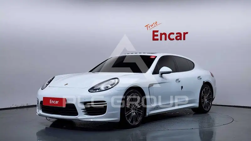 2016 Porsche Panamera