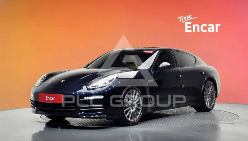2016 Porsche Panamera