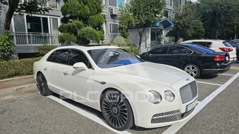 2016 Bentley Flying