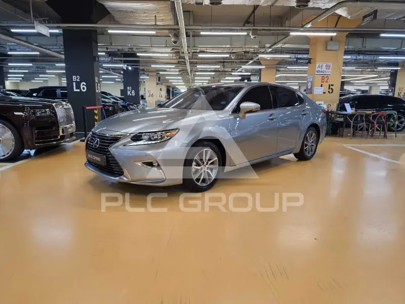 2016 Lexus ES
