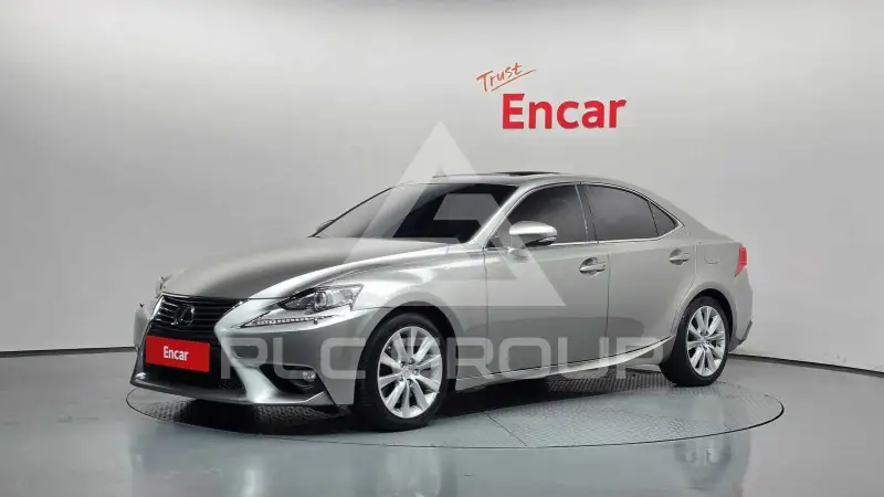 2016 Lexus IS