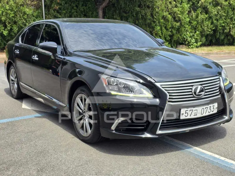 2016 Lexus LS