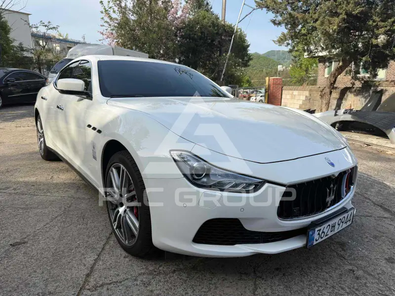 2016 Maserati GHIBLI
