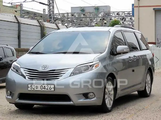 2016 Toyota SIENNA