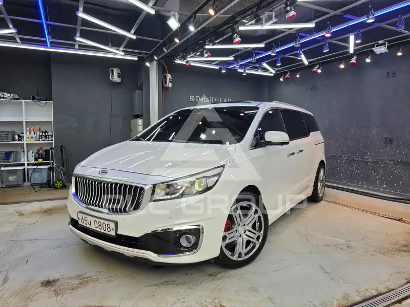 2016 KIA Carnival