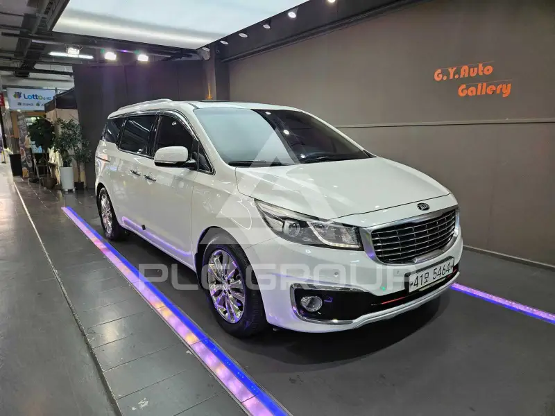 2016 KIA Carnival