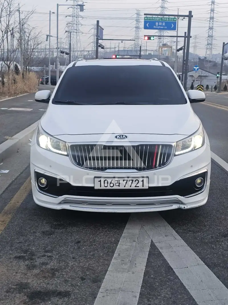 2016 KIA Carnival
