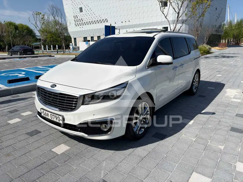 2016 KIA Carnival
