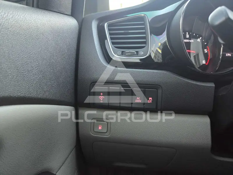 2016 KIA Carnival