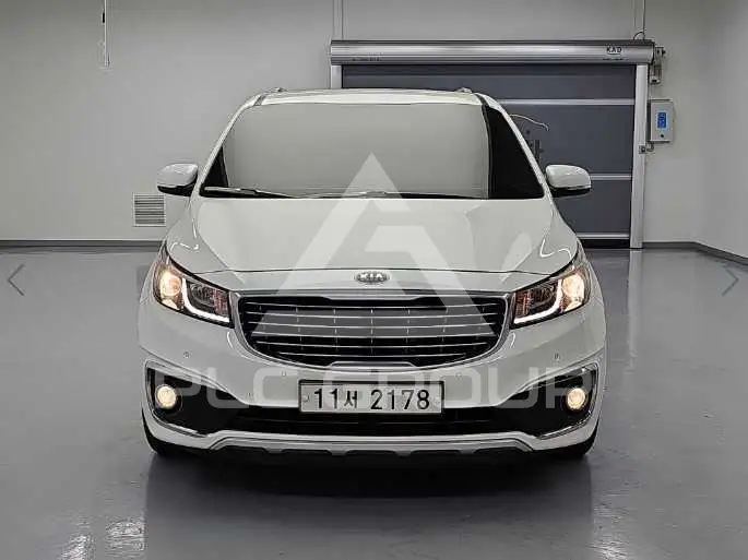 2016 KIA Carnival