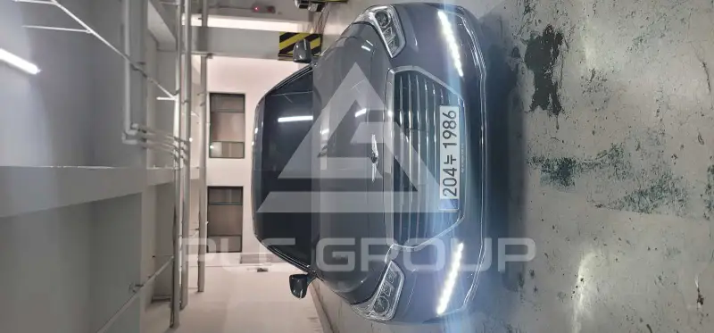 2016 Genesis G90