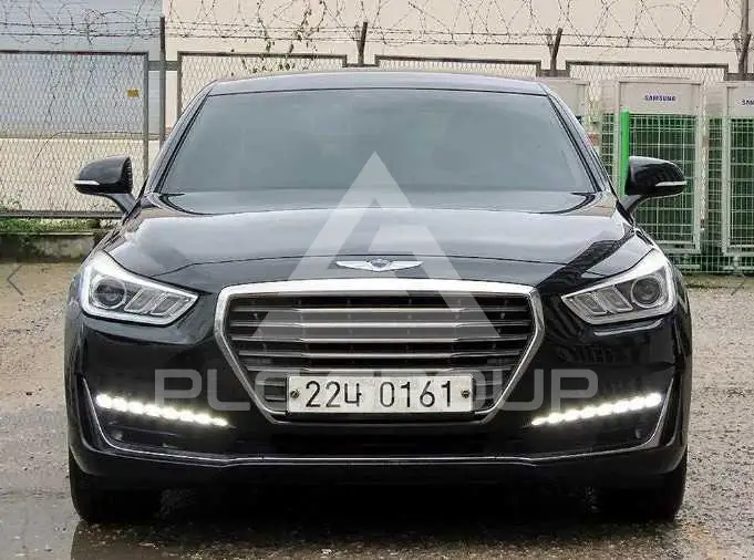 2016 Genesis EQ900