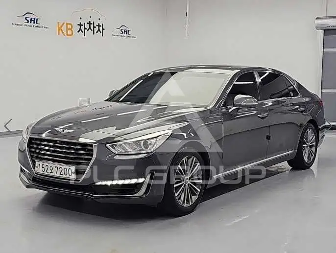 2016 Genesis G90