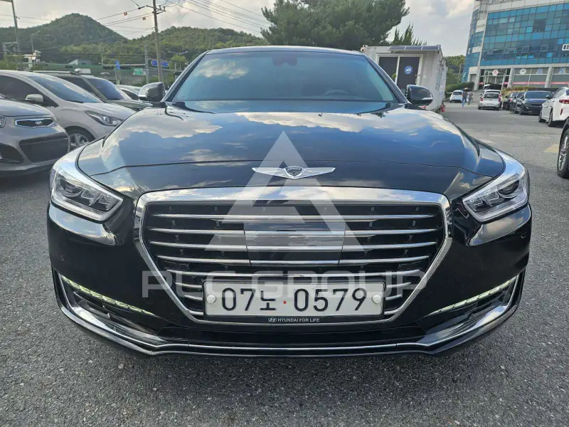 2016 Genesis G90
