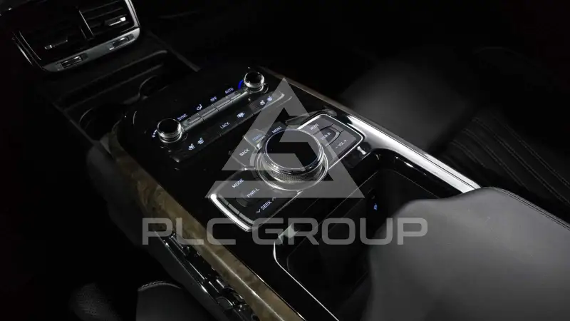 2016 Genesis G90