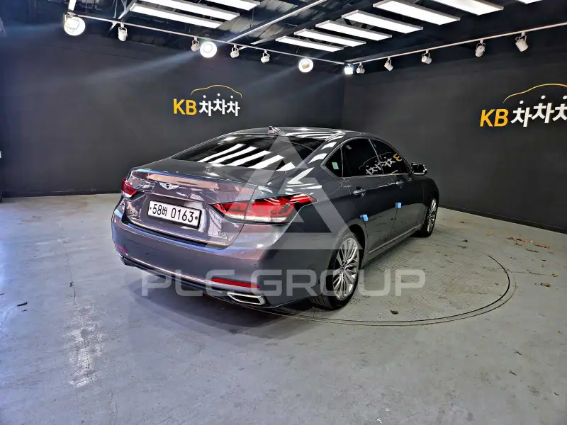 2016 Hyundai Genesis