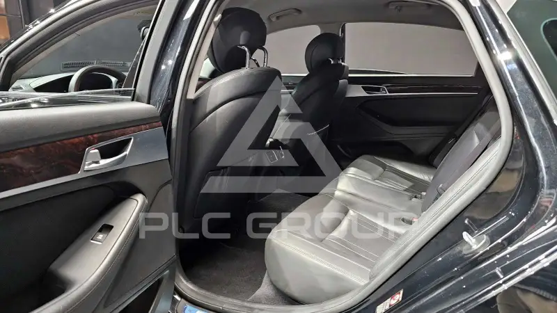 2016 Hyundai Genesis