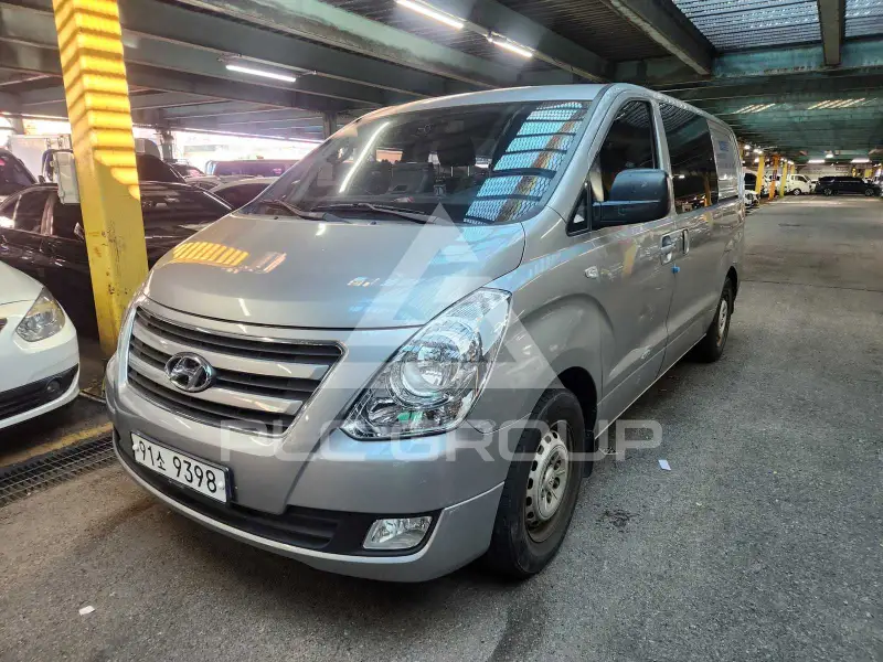 2016 Hyundai Starex