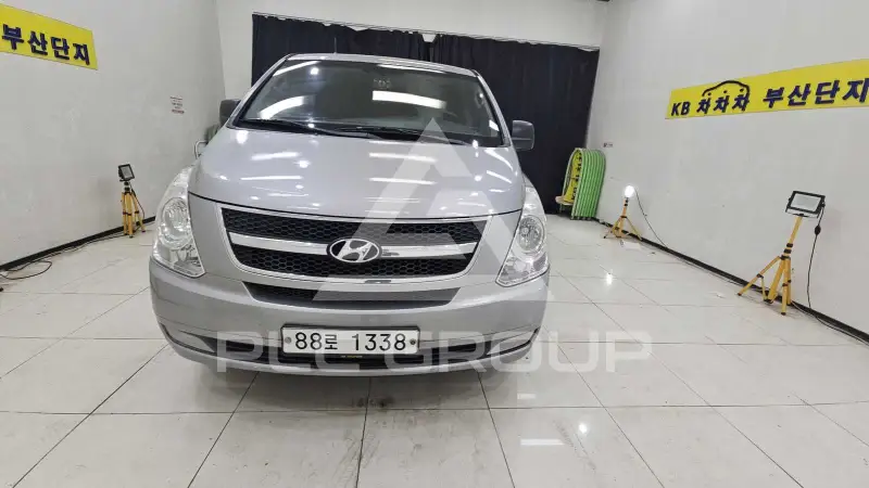 2016 Hyundai Starex
