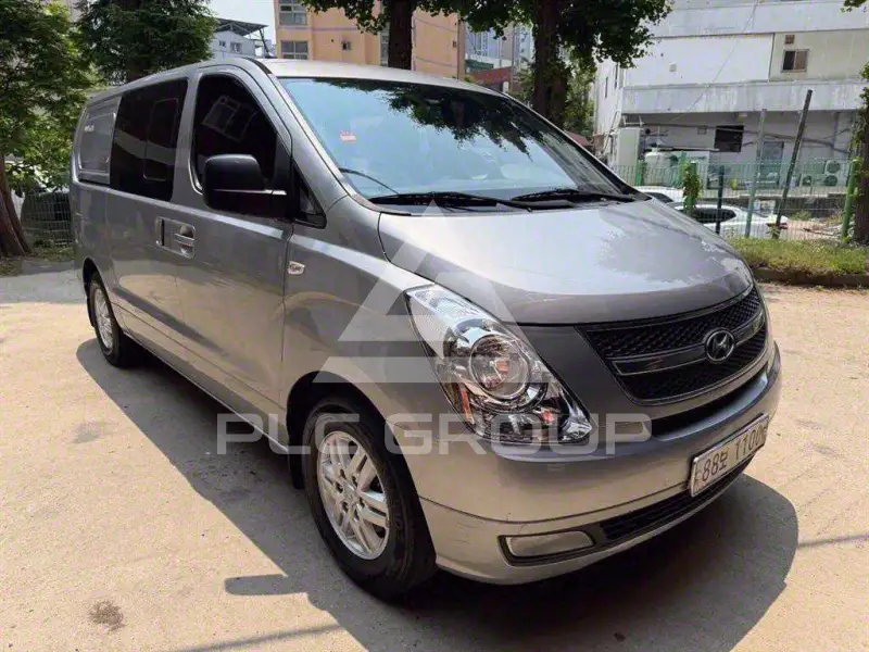 2016 Hyundai Starex