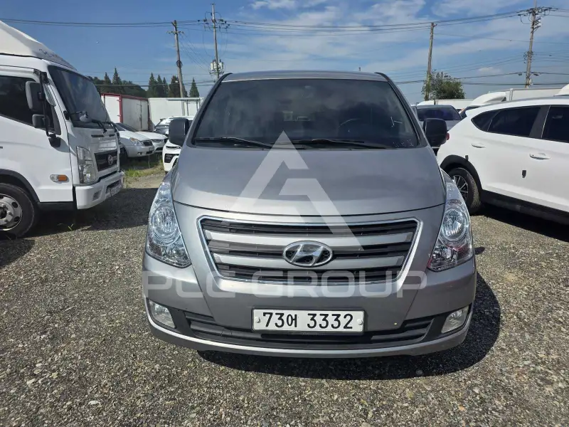 2016 Hyundai Starex