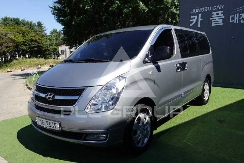 2016 Hyundai Starex
