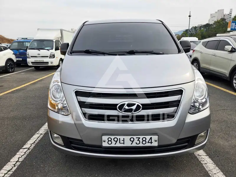 2016 Hyundai Starex