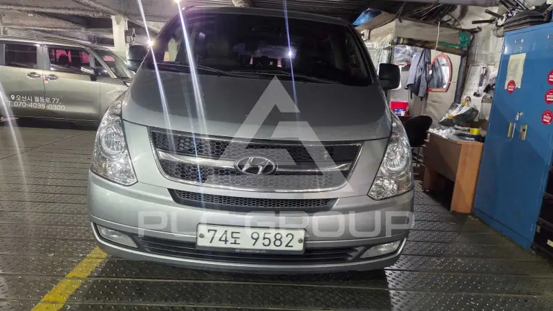 2016 Hyundai Starex