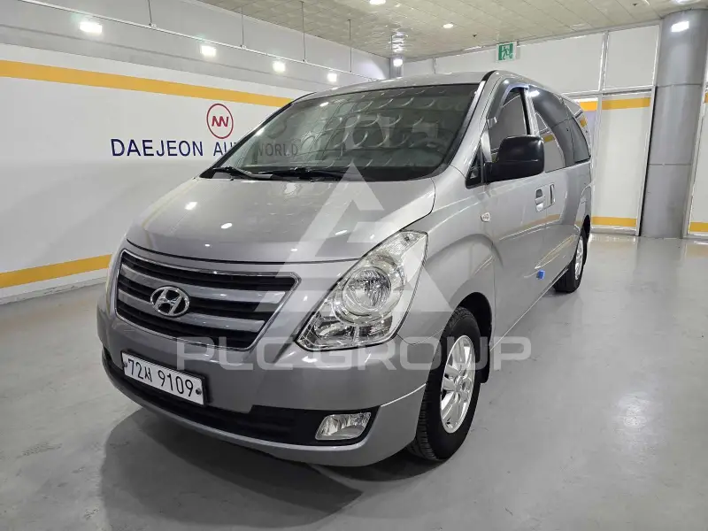 2016 Hyundai Starex