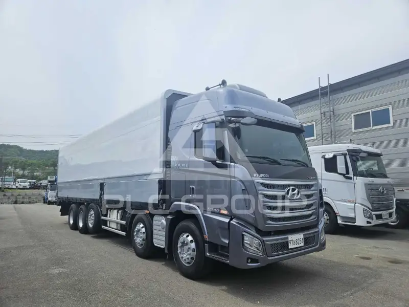 2016 Hyundai Xcient