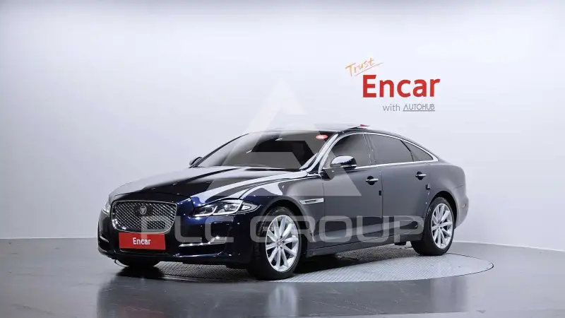 2016 Jaguar XJ
