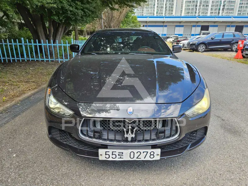 2016 Maserati GHIBLI