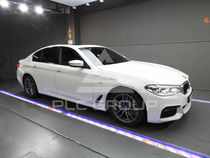 2017 BMW 520