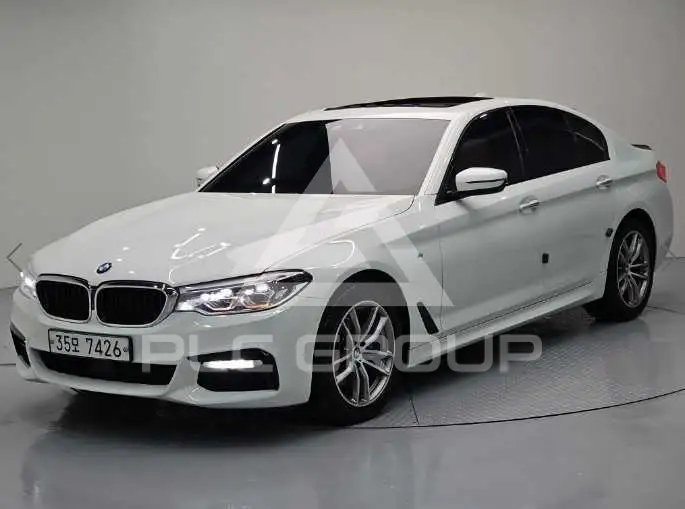 2017 BMW 520