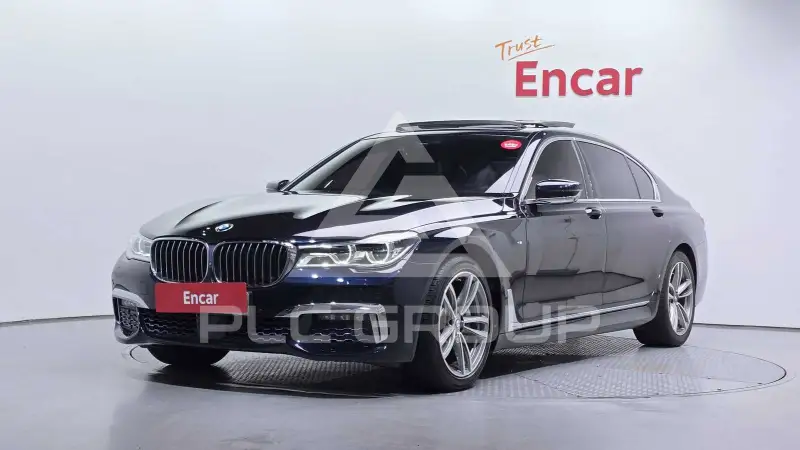 2017 BMW 740M