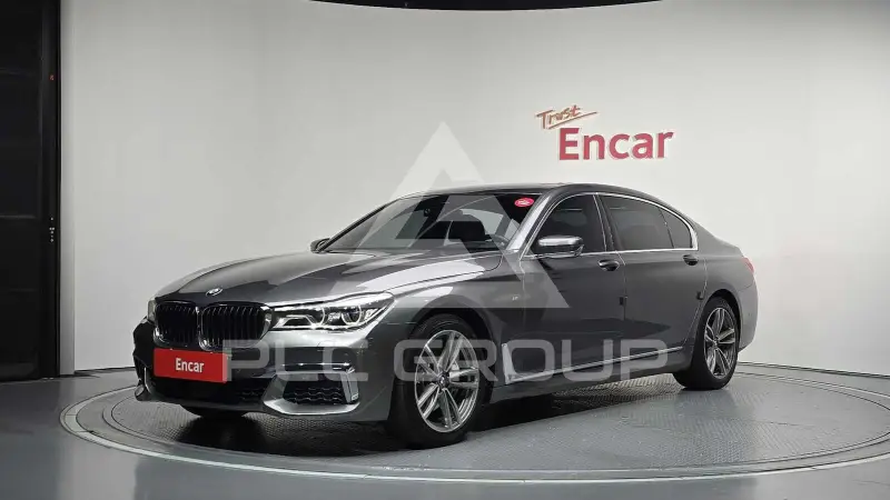 2017 BMW 740M