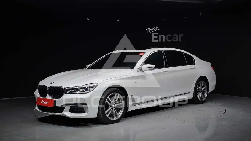 2017 BMW 740M
