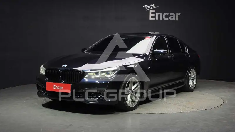 2017 BMW 740M