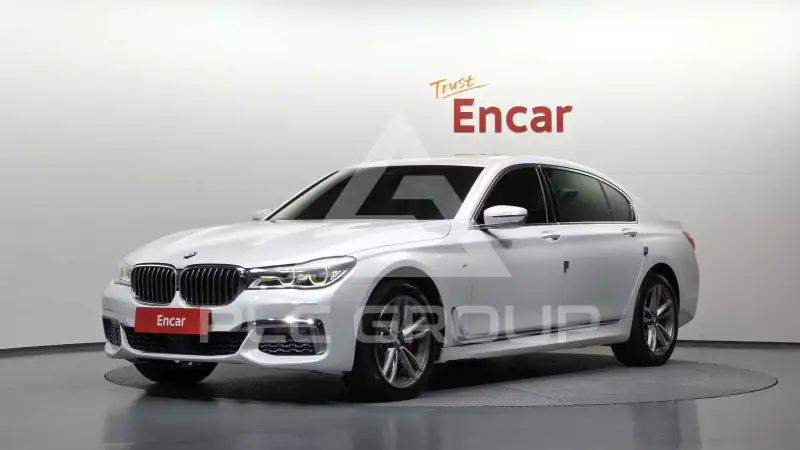2017 BMW 740M