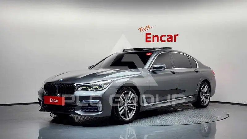 2017 BMW 740M