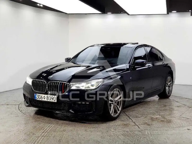 2017 BMW 740M