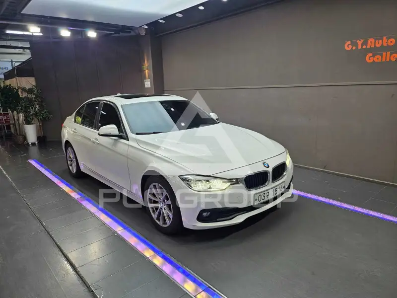 2017 BMW 320