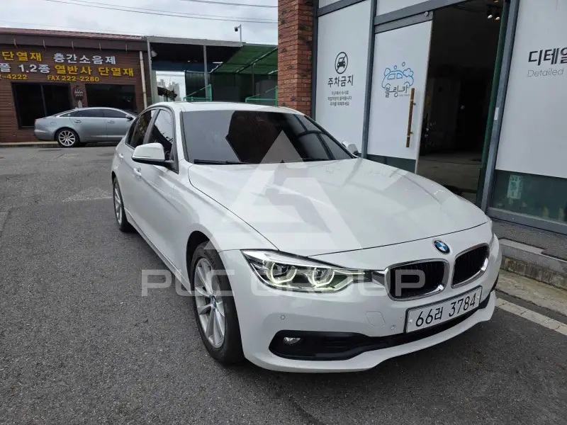 2017 BMW 320